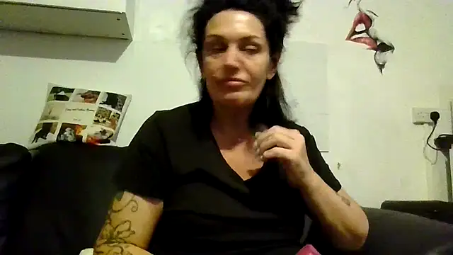 RubyyRosee online show from June 2026 05:18:02 AM
