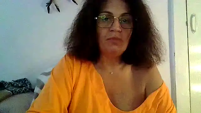 RubyyRosee online show from October 2025 01:12:02 PM