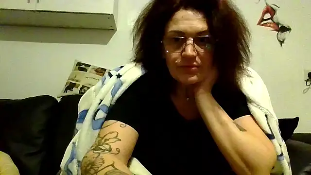 RubyyRosee online show from January 2026 06:42:02 AM