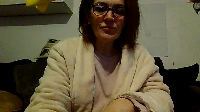 RubyyRosee online show from December 2025 09:32:01 AM