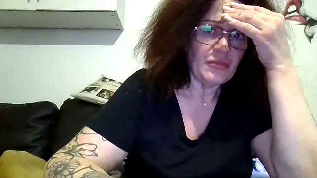 RubyyRosee online show from April 2026 05:32:01 AM