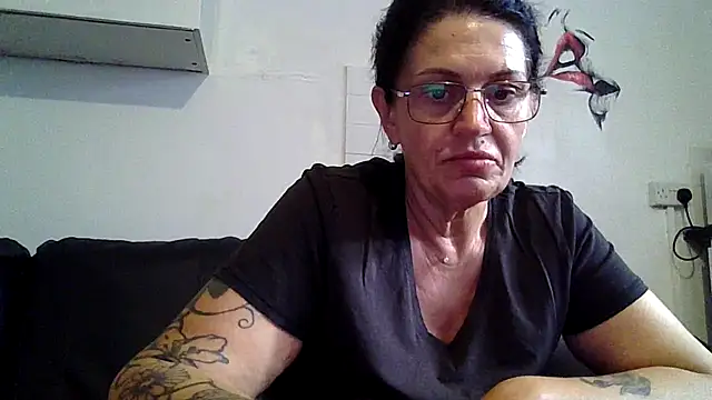 RubyyRosee online show from July 2026 06:03:02 AM