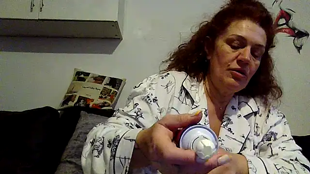 RubyyRosee online show from April 2026 05:43:02 AM