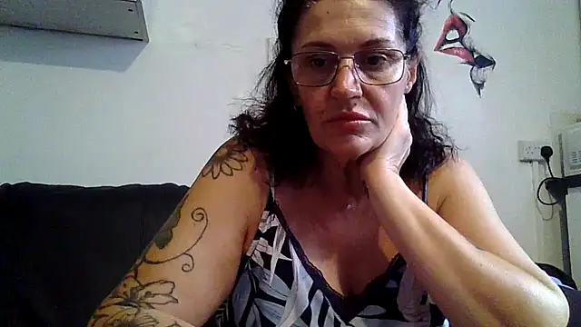 RubyyRosee online show from July 2026 06:19:02 AM