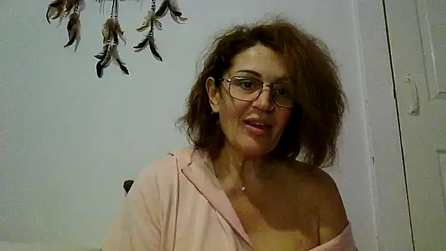 RubyyRosee online show from November 2025 04:22:01 PM
