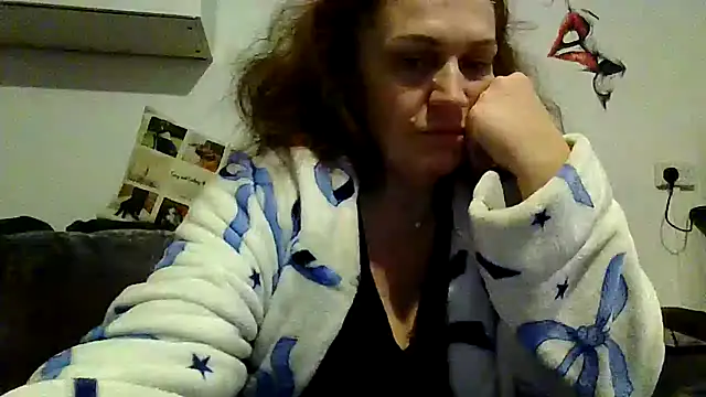 RubyyRosee online show from March 2026 06:47:01 AM