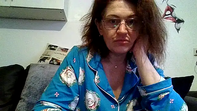 RubyyRosee online show from February 2026 11:11:01 AM