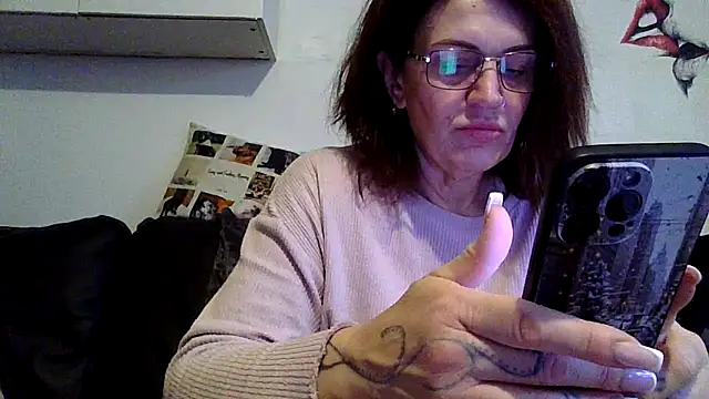 RubyyRosee online show from February 2026 10:25:02 AM