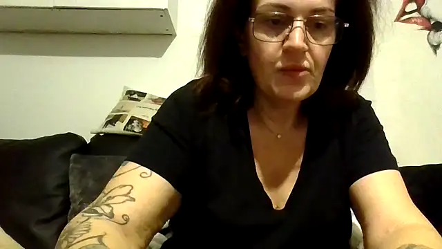 RubyyRosee online show from February 2026 06:34:02 AM
