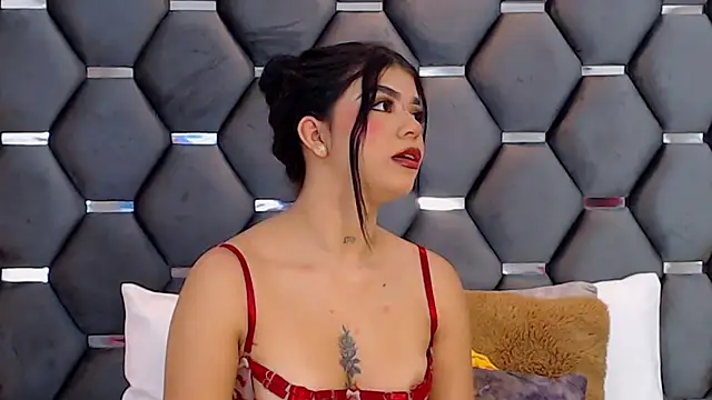 MelodyCarsson online show from December 2025 12:15:01 PM