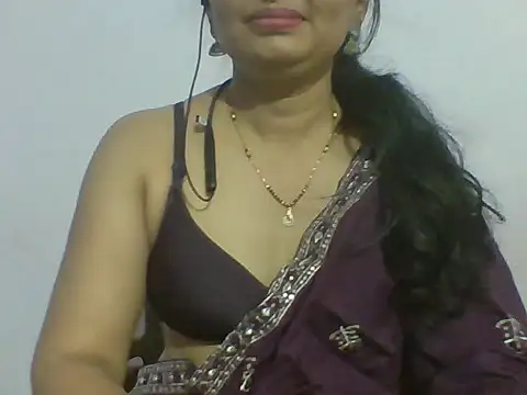 Snapshot of Marathi_q4een01 chatting on June 2026 04:32:01 AM Marathi q4een01 online show from June 2026 04:32:01 AM