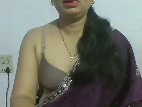 Snapshot of Marathi_q4een01 chatting on July 2026 03:50:02 AM Marathi q4een01 online show from July 2026 03:50:02 AM