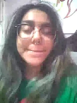 Snapshot of Lovelyrainn chatting on November 2025 03:50:02 AM Lovelyrainn online show from November 2025 03:50:02 AM