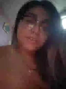 Snapshot of Lovelyrainn chatting on November 2025 02:06:02 PM Lovelyrainn online show from November 2025 02:06:02 PM