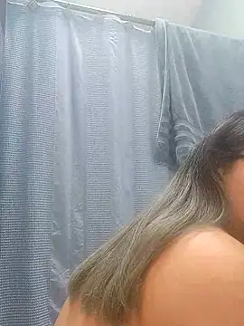 Snapshot of Lovelyrainn chatting on November 2025 05:57:02 PM Lovelyrainn online show from November 2025 05:57:02 PM