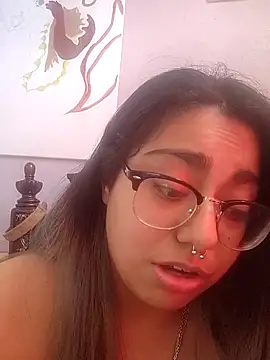 Snapshot of Lovelyrainn chatting on November 2025 04:44:02 PM Lovelyrainn online show from November 2025 04:44:02 PM