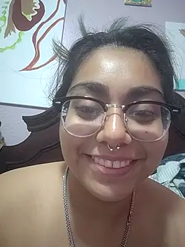 Snapshot of Lovelyrainn chatting on November 2025 11:03:01 AM Lovelyrainn online show from November 2025 11:03:01 AM