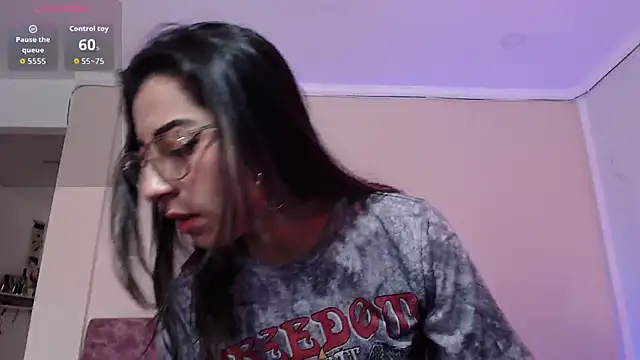 Susanahendrix online show from April 2026 07:42:01 PM