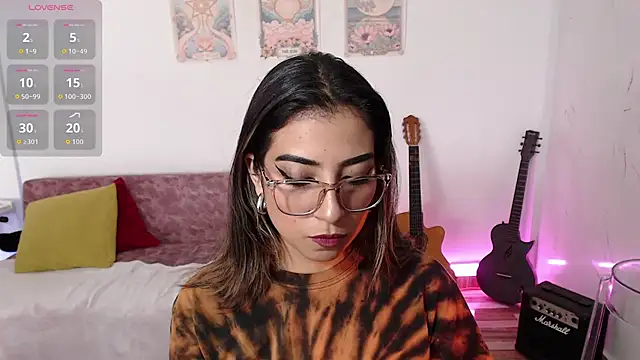 Susanahendrix online show from November 2025 06:19:02 PM