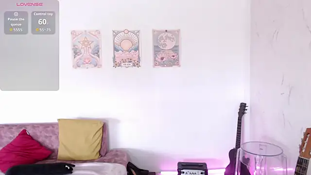 Susanahendrix online show from November 2025 06:19:01 PM