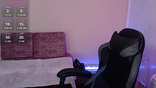 Susanahendrix online show from March 2026 06:20:01 PM