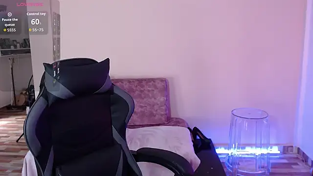 Susanahendrix online show from March 2026 06:31:02 PM