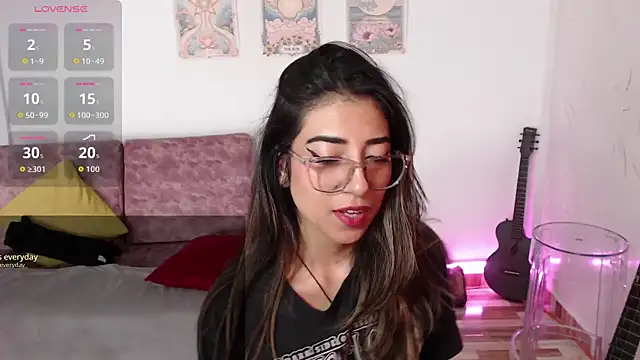 Susanahendrix online show from January 2026 06:47:02 PM