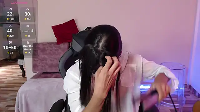 Susanahendrix online show from March 2026 06:21:01 PM