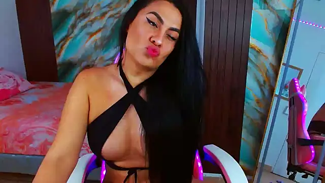 kamilla evans online show from November 2025 11:15:01 PM