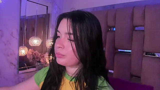 KateLee online show from March 2026 04:01:02 AM