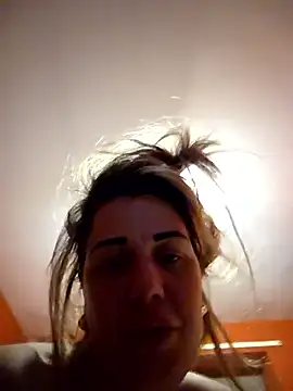 Sophrob96x online show from January 2026 01:42:01 AM