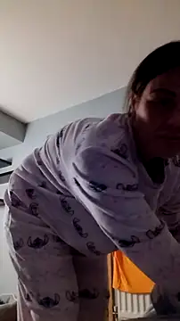 Sophrob96x online show from February 2026 05:36:02 PM