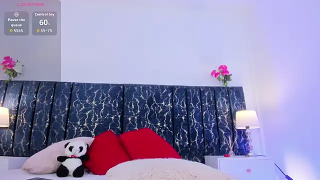 katte landerr online show from March 2026 01:19:02 PM