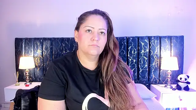 katte landerr online show from February 2026 01:33:02 PM