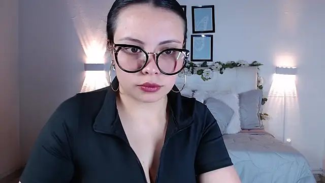 Megan 05  online show from October 2025 07:05:02 PM