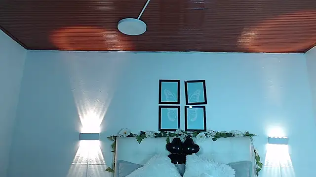 Megan 05  online show from November 2025 07:35:02 PM