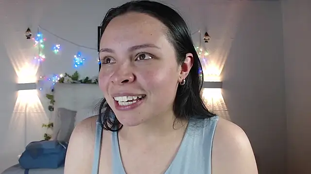 Megan 05  online show from April 2026 07:07:02 PM