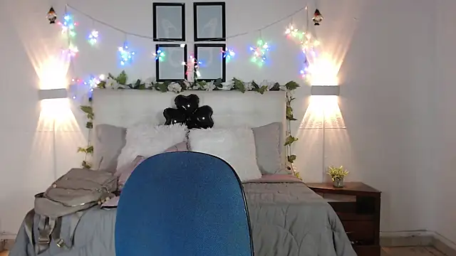 Megan 05  online show from February 2026 05:26:02 PM