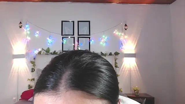 Megan 05  online show from April 2026 07:19:01 PM