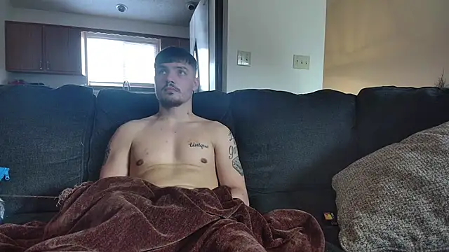 Snapshot of derekmontana2 chatting on March 2026 09:44:01 PM derekmontana2 online show from March 2026 09:44:01 PM