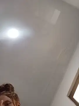 amelie sex online show from June 2026 06:09:01 PM