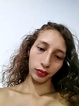 amelie sex online show from April 2026 03:59:02 PM