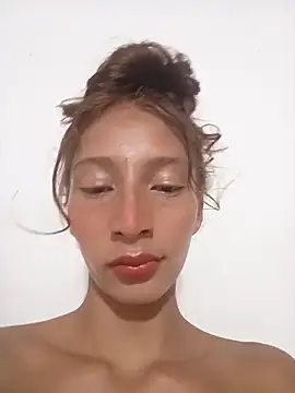 amelie sex online show from October 2025 09:35:01 PM