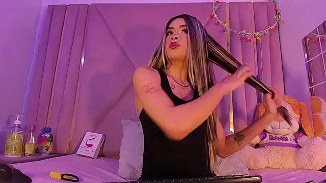 jazmin waked online show from April 2026 04:27:02 AM