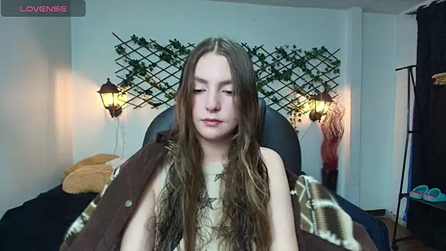 velvet  moon online show from June 2026 02:17:02 PM