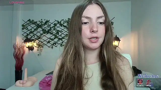 velvet  moon online show from April 2026 02:02:02 AM
