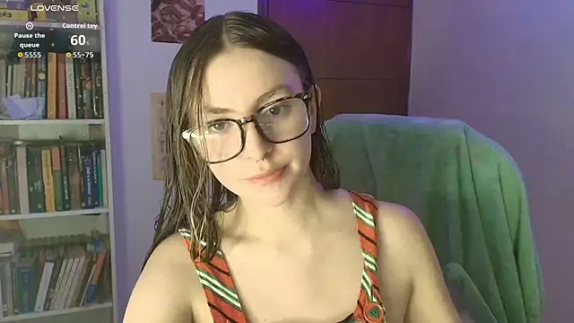 velvet  moon online show from March 2026 02:37:01 AM