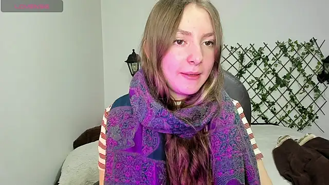 velvet  moon online show from February 2026 10:53:02 PM