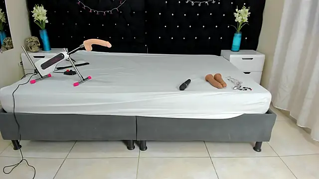 Snapshot of Lisa_sweetas chatting on October 2025 07:35:02 PM Lisa sweetas online show from October 2025 07:35:02 PM