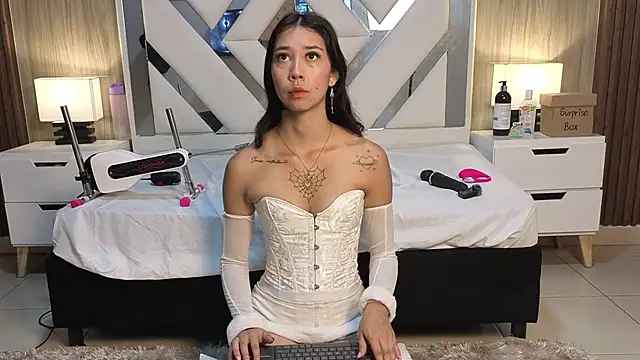 Snapshot of Lisa_sweetas chatting on February 2026 01:17:02 AM Lisa sweetas online show from February 2026 01:17:02 AM